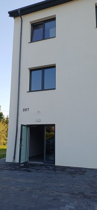 Lokale użytkowe i biurowe 20,30m2