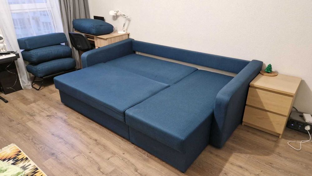 Диван кутовий з підйомним механізмом