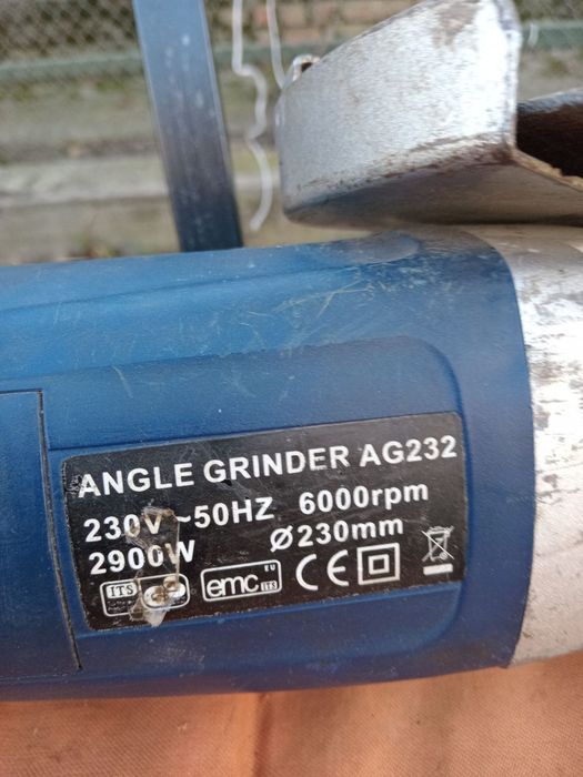 Електрична Болгарка шліфмашина