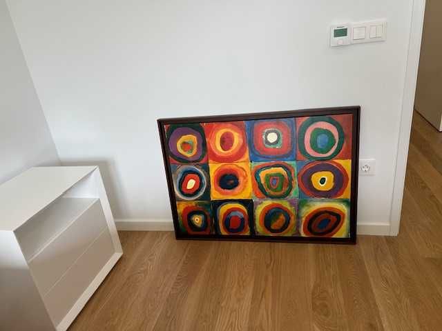 Quadro moderno em estado impecável