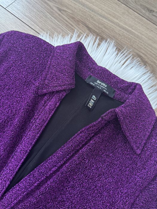 Bershka sukienka błyszcząca dekolt v