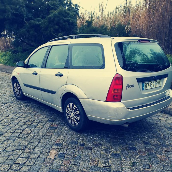 Vendo ford focus 1.4 gasolina ano 2000