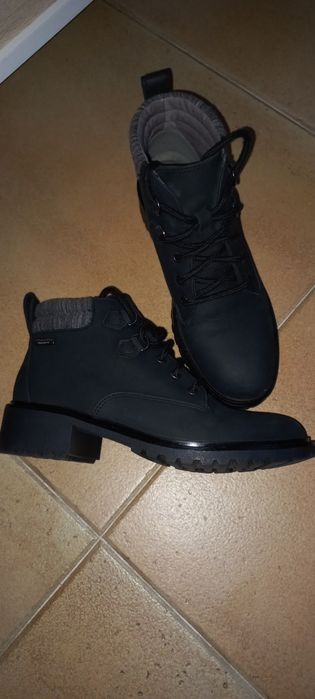 Botas pretas de pele impermeáveis Rockport