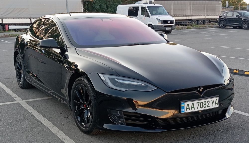 Tesla model S 2017