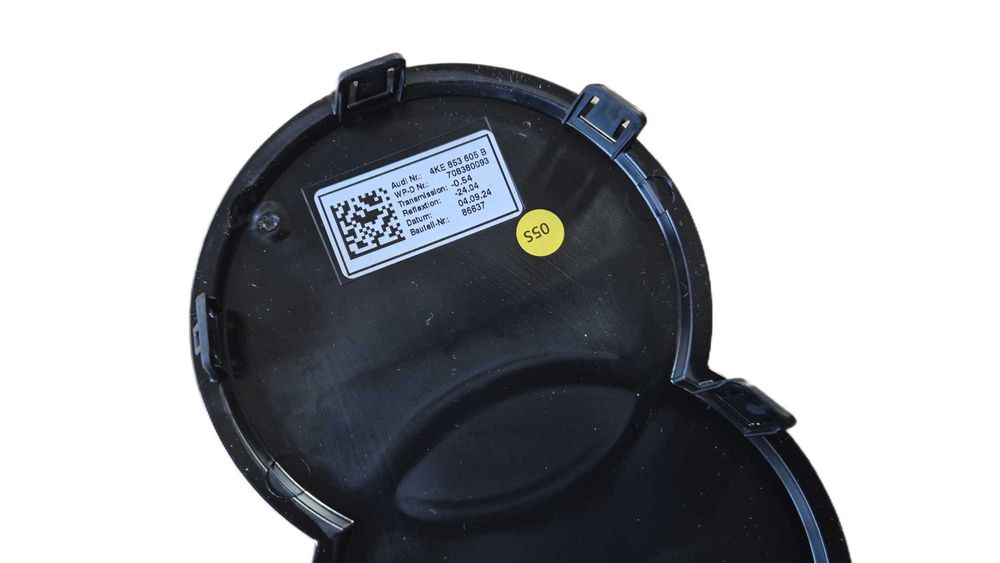 Emblemat Znaczek Logo AUDI Atrapy GRILLA Q8 E-Tron CZARNY OE 4KE ASO