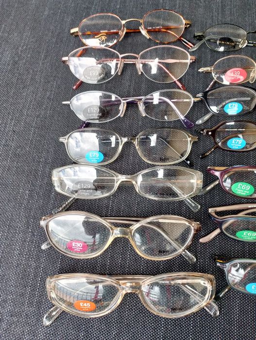 Oprawki po likwidacji sklepu duży zestaw nowe