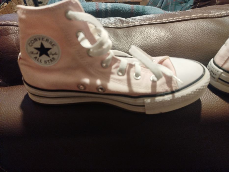 Sapatilhas rosa All Star e Puma