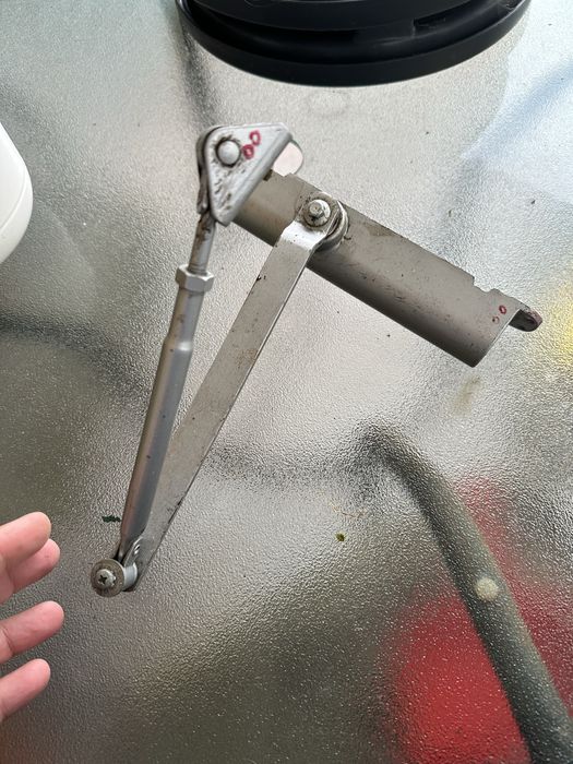 Mola para porta de loja ou wc