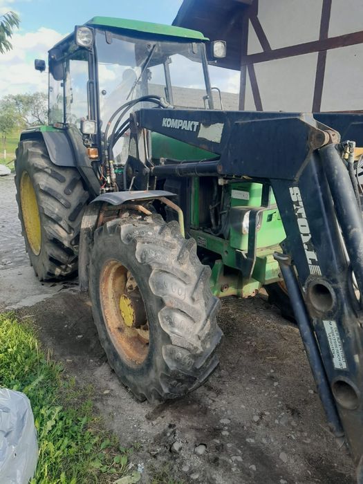 John Deere 2650 z Turem Kompakt Stoll