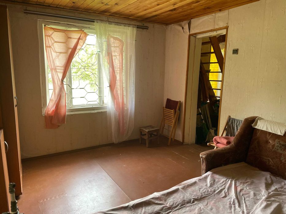 Продам дачу Кировское 46 кв.12сот.земли.Сосновый лес,река Орель.