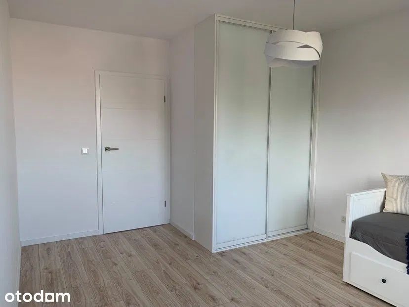Nowe, 2 pokoje ,garaż, komórka, balkon (Kamienna) - Widok 4