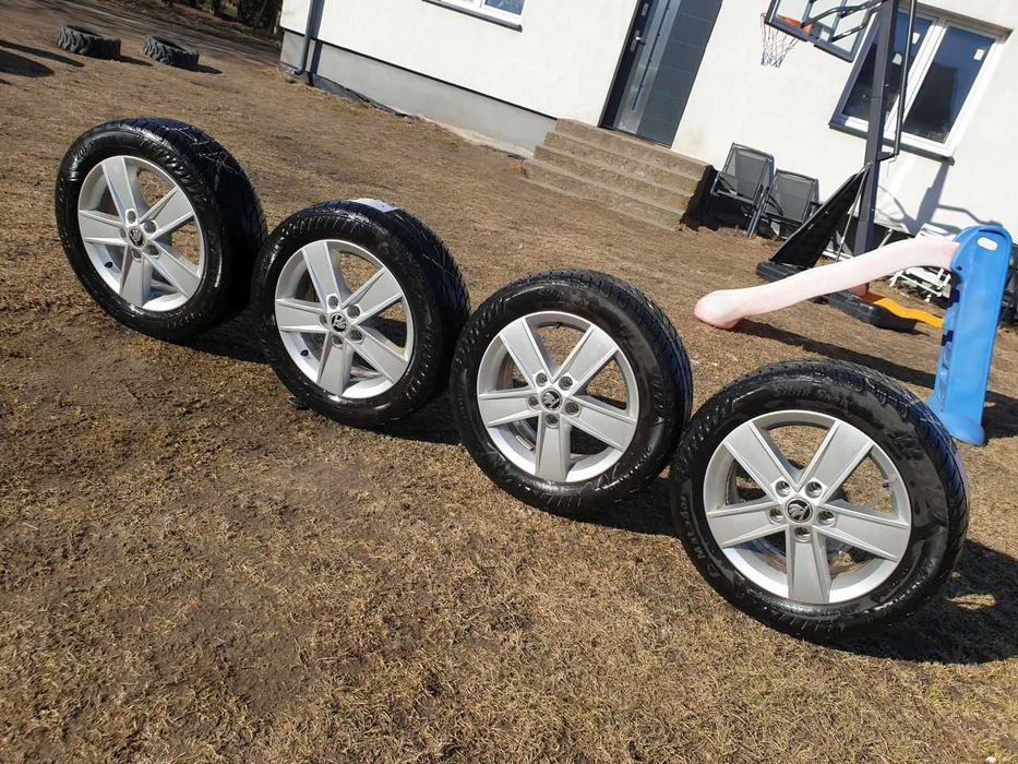 Felgi aluminiowe Skoda R16 5x112 6JX16H2 ET 48 centr 57,1mm