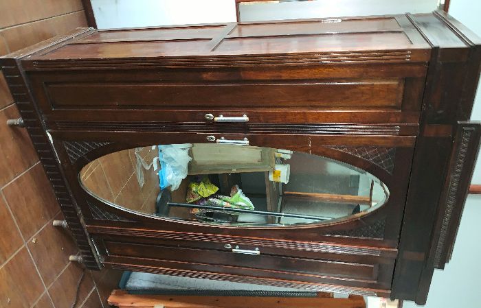 Guarda vestidos centenário