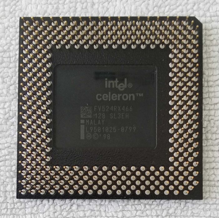 [PC Vintage] Intel Celeron 466 - socket 370446692453390766081