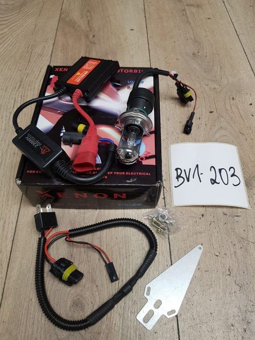 Żarówka ksenonowa żarnik palnik HID Xenon 1 szt H4-3 8000K