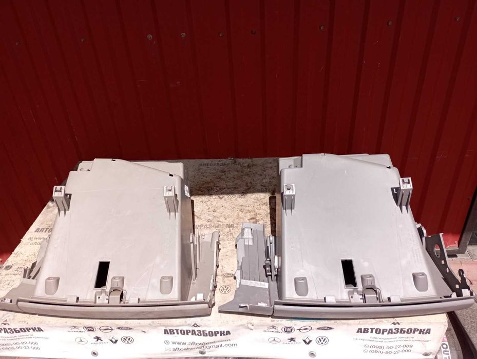 Подлокотник Підлокітник Хлебница Салон RENAULT SCENIC 2 (2003-2009)