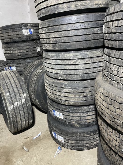 Шина, резина 215 75 17.5