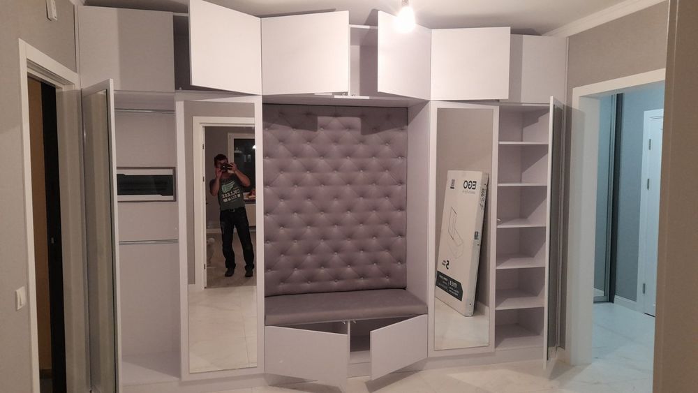 Реставрация,перетяжка,изготовление  мягкой мебели.