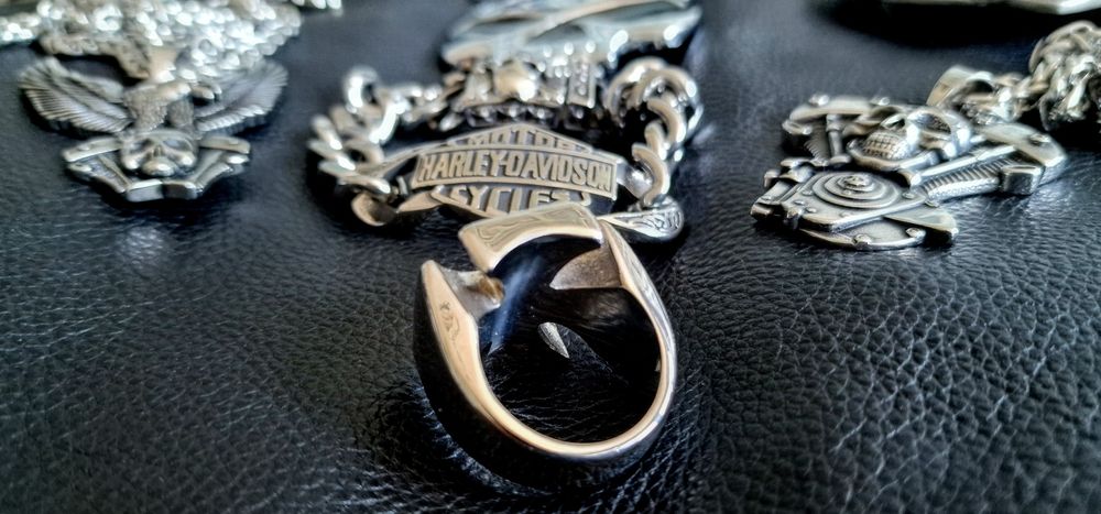 Efektowny sygnet pierścień Motörhead motocyklowy Harley chopper krzyż