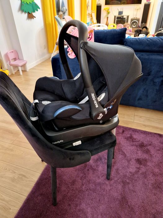 Foteliki Maxi-Cosi CabrioFix + baza FamilyFix