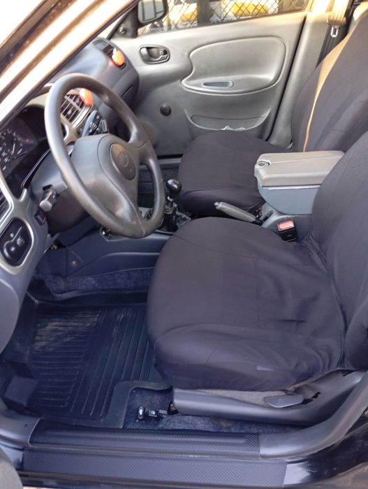 Заз сенс автомобіль