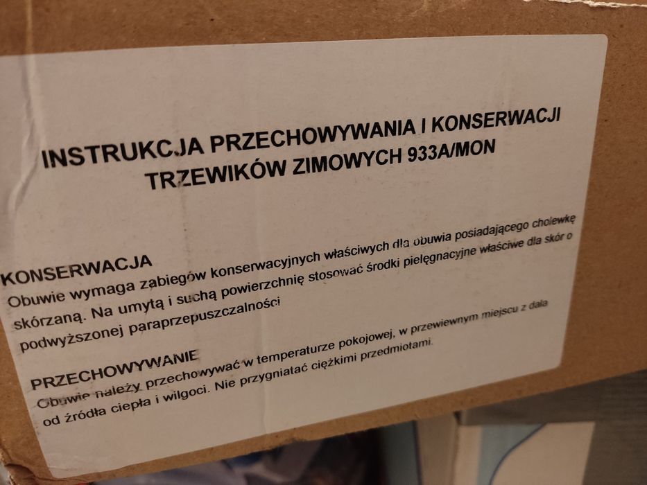 Buty zimowe skórzane