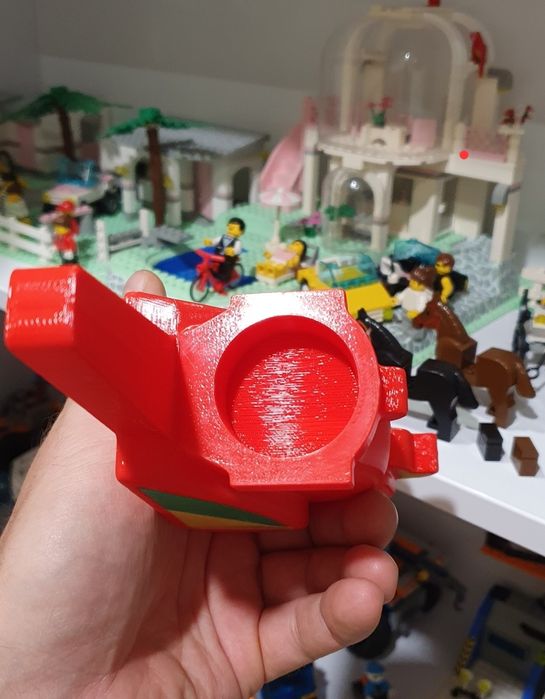Duża papuga w stylu lego