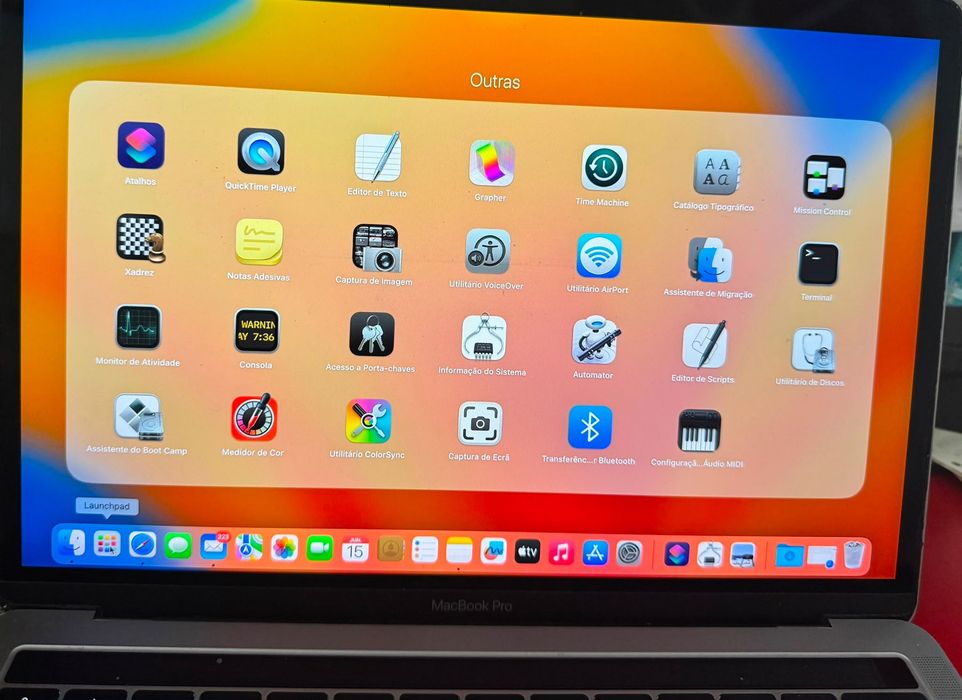 MacBook Pro Apple