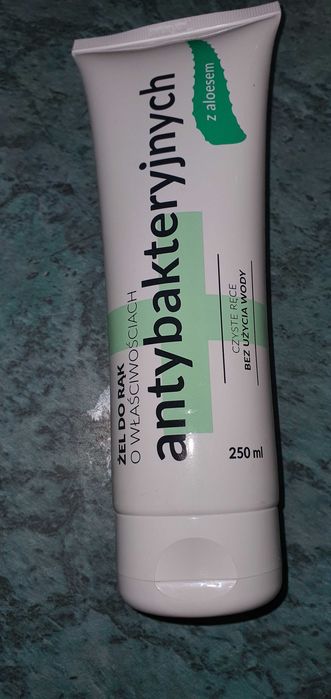Żel antybakteryjny dezynfekujący z aloesem 250ml