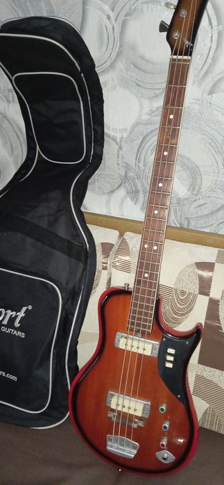 Бас-гітара Урал 510