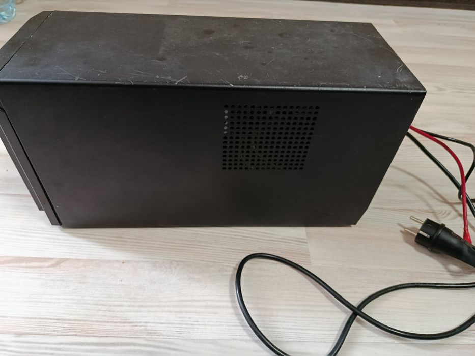 ДБЖ безперебійник 24В=220В інвертор зарядне чистий синус 1квт