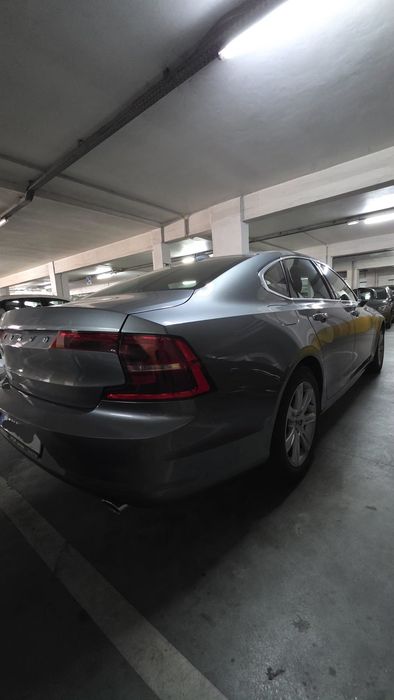 Volvo S90 D4 Geartronic (190 cv) | 2019 | Apenas 60.000 km | Como Novo