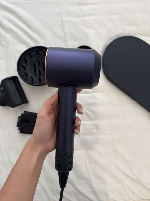 Фен Dyson Supersonic