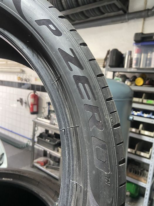 Pneus 275 / 35 R 19 Pirell RFT