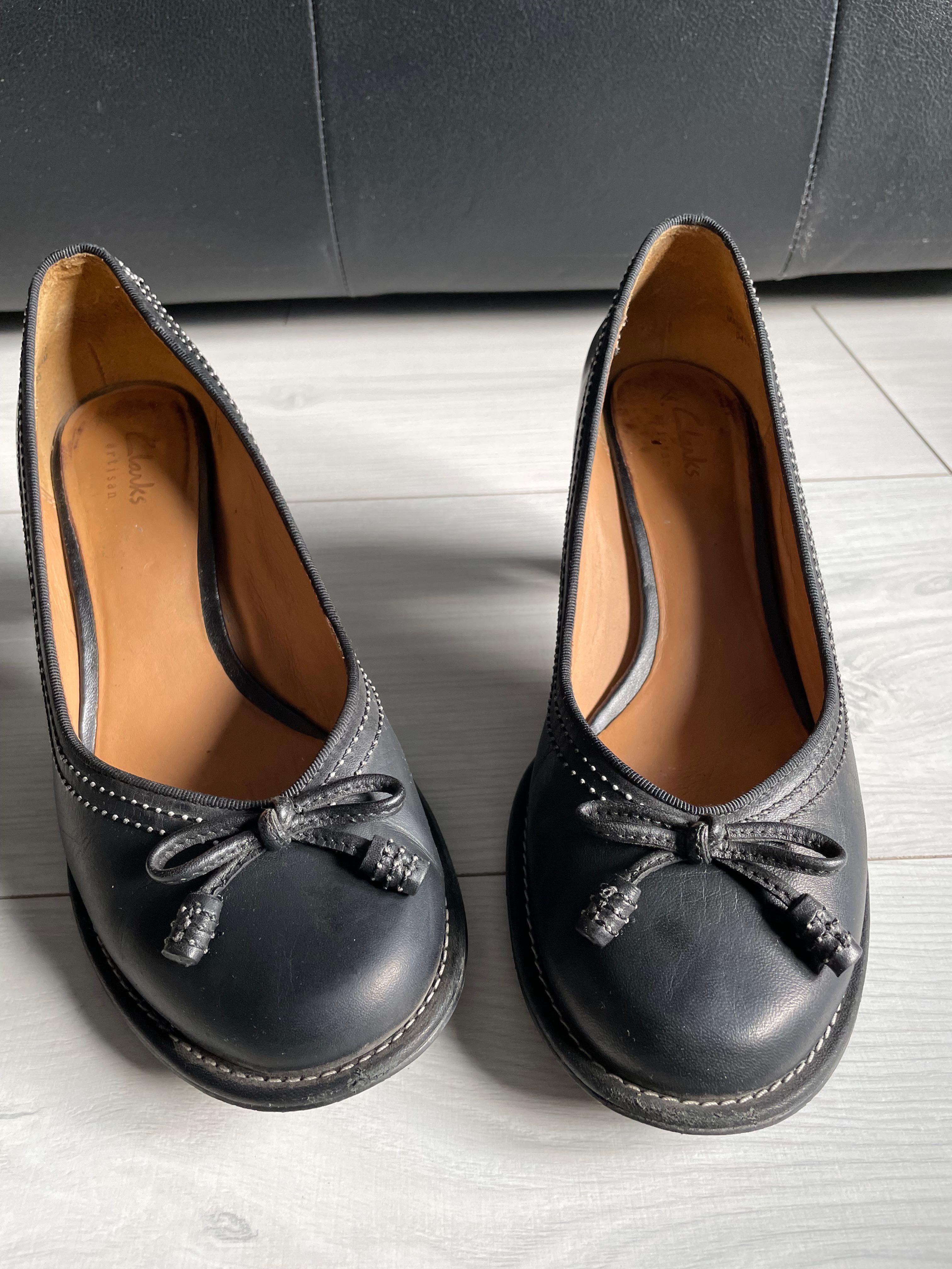 Czo enka 37 5 Clarks Bombay skorzane Wroc aw Psie Pole OLX.pl