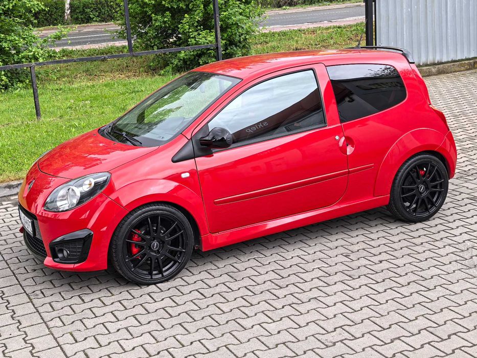 Renault Twingo RS 1.6 133km Hot hatch