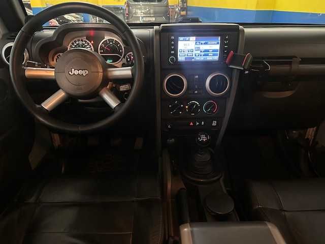 Jeep
Wrangler Unlimited 2.8 CRD MTX Sahara Limited