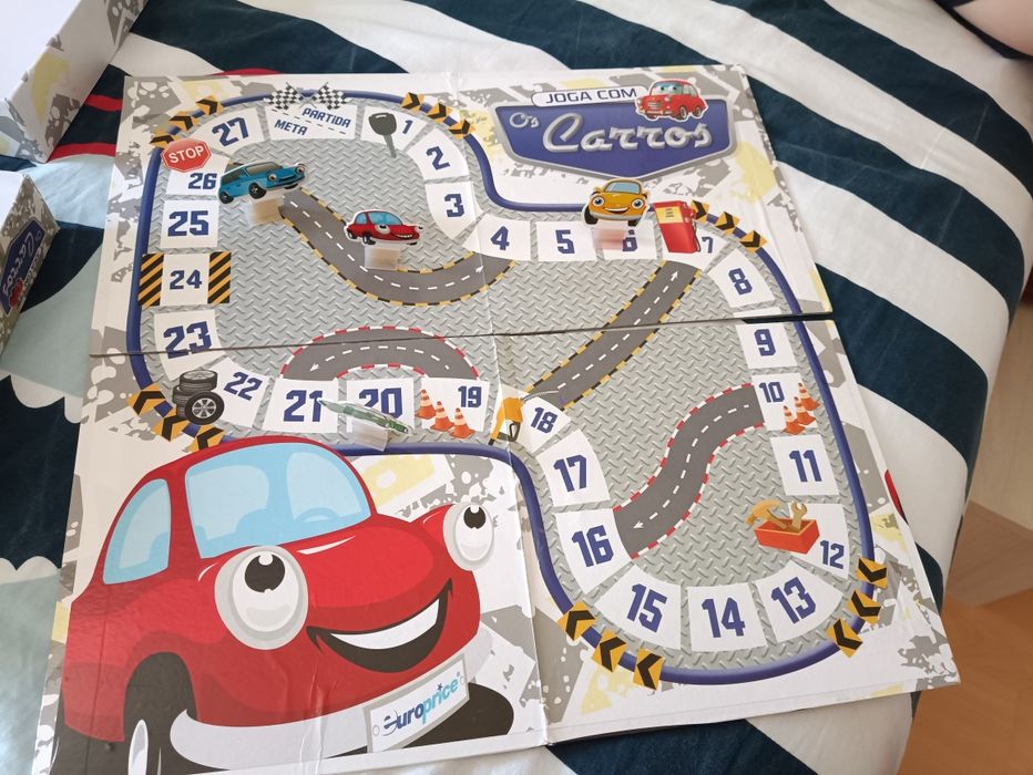Jogo tabuleiro Carros