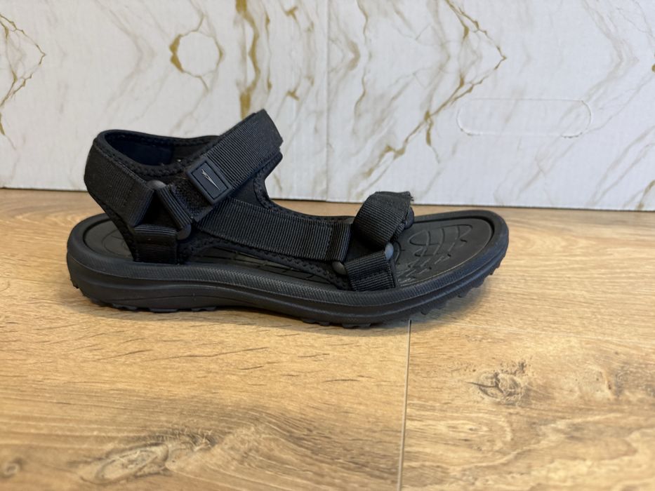 Sandaly chlopiece czarne