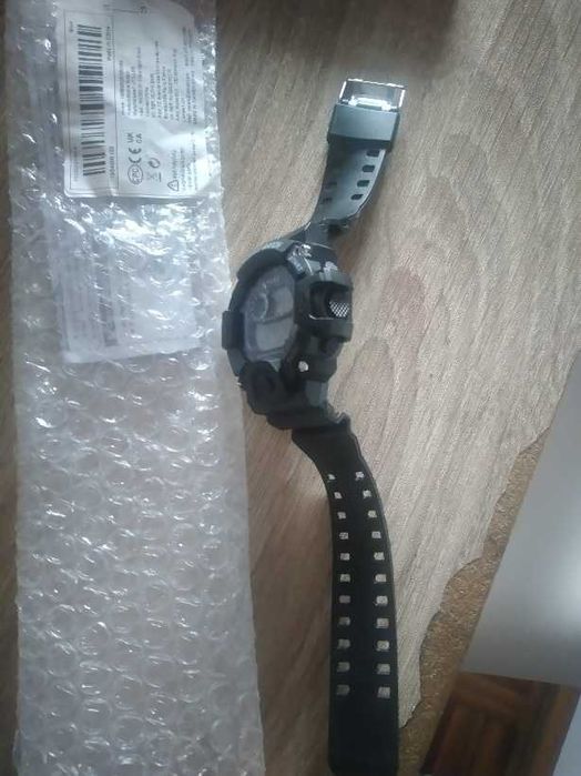 Relógio digital militar