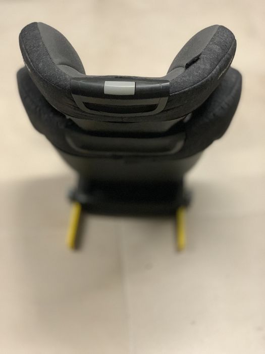 Cadeira auto Bebé Confort RODIFIX Nomad Black i-Size