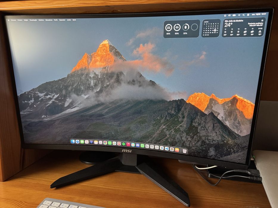 Monitor Curvo MSI MAG 274CQF 27”