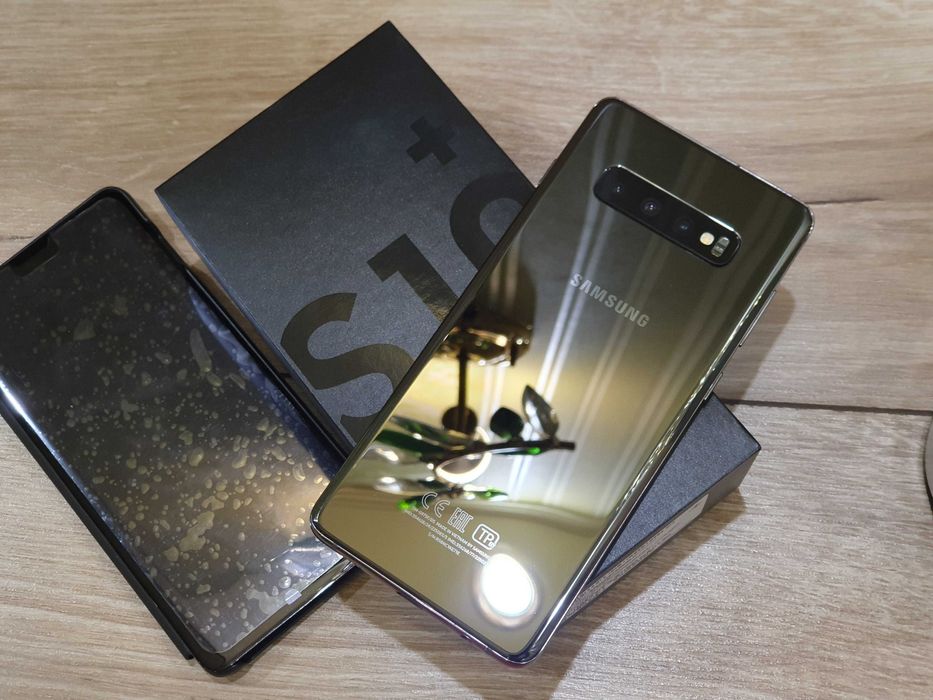 Смартфон Samsung Galaxy S10 Plus 128 Gb