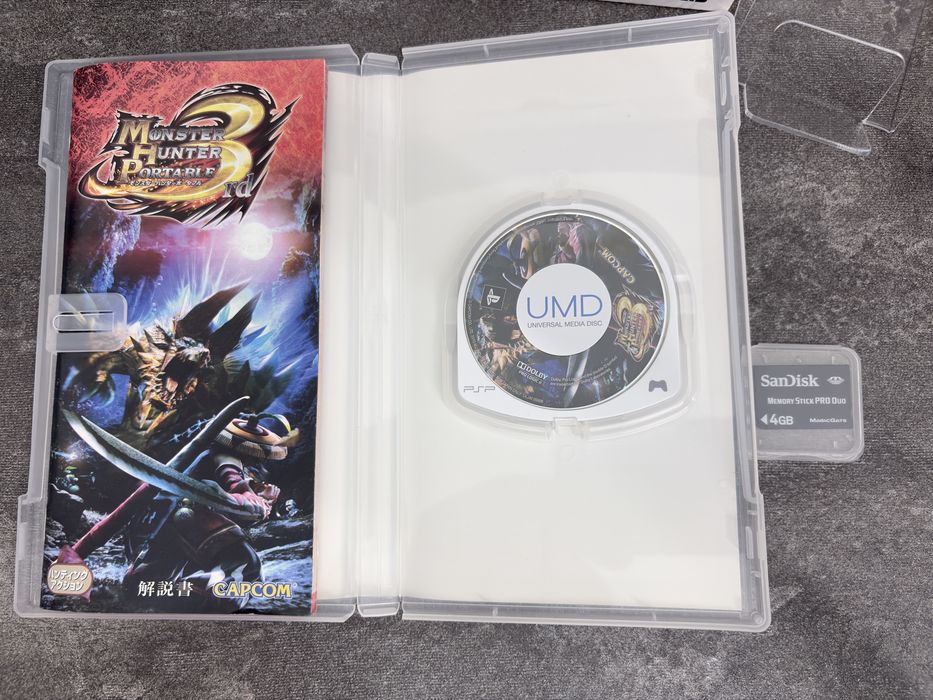 Портативна консоль SONY PSP 3000 Monster Hunter Edition як нова!