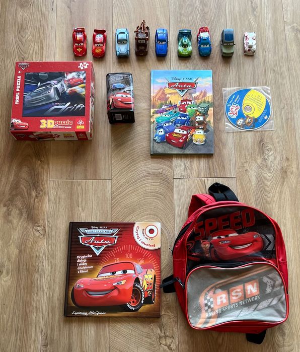 Auta Cars Mattel plus dodatki