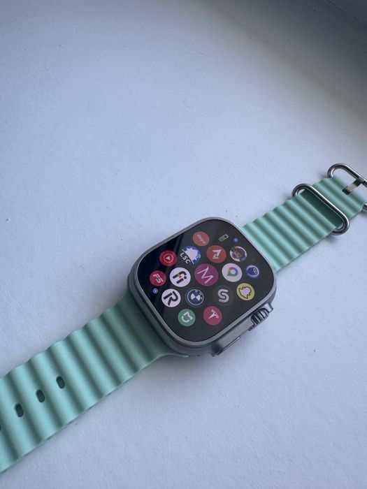 Apple Watch Ultra 2 + dodatkowe paski