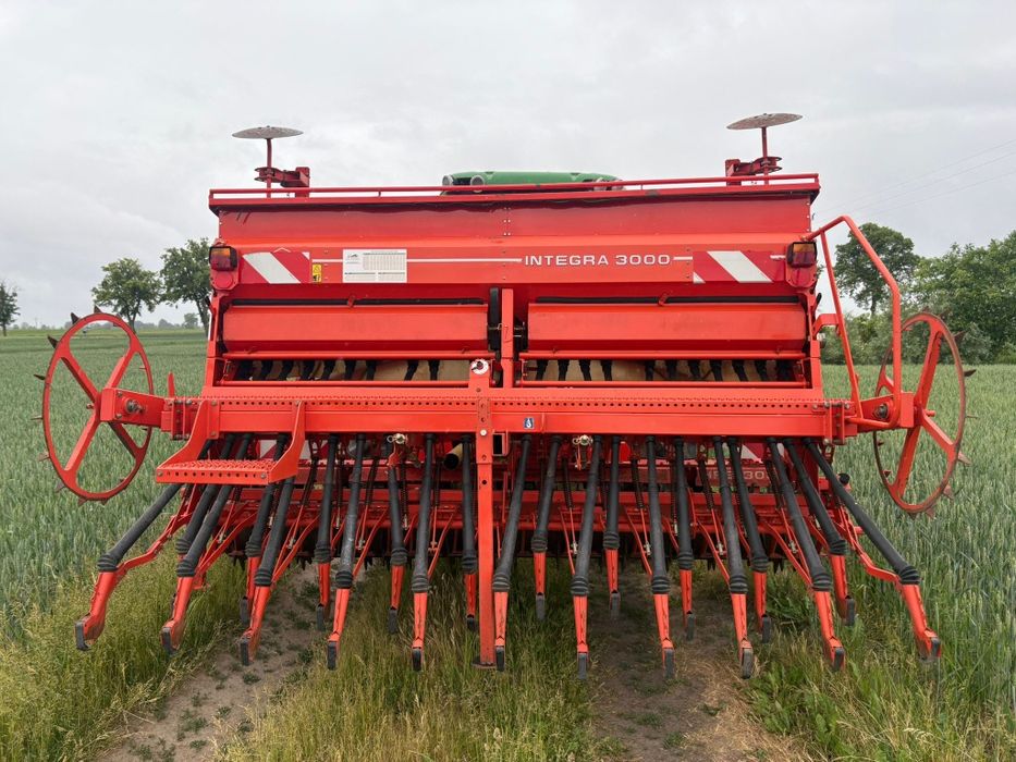 Zestaw uprawowo siewny kuhn 3m brone hrb 303 , integra