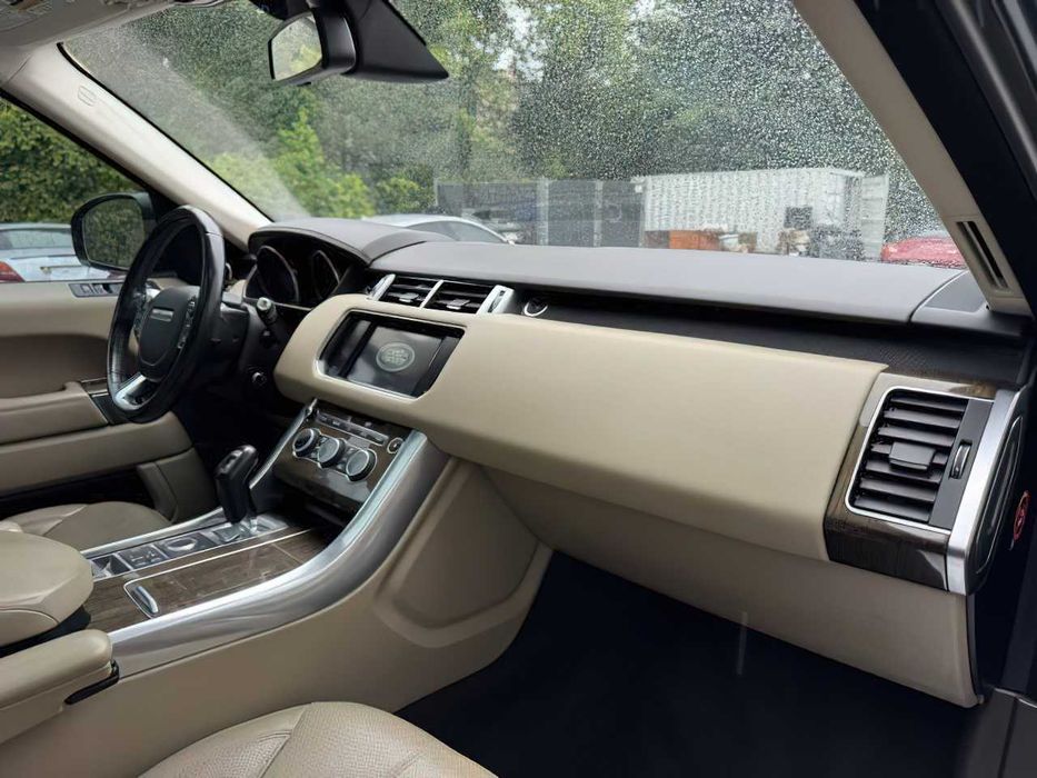 Land Rover Range Rover Sport HSE      2016