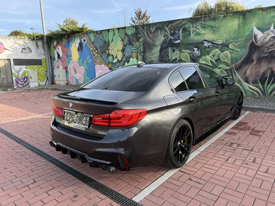 BMW 520d 190cv LOOK M5 - 2017- Full Extras
