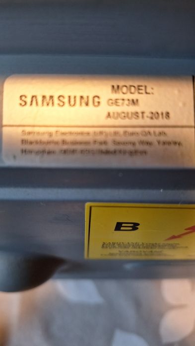 Kuchenka mikrofalowa  SAMSUNG
